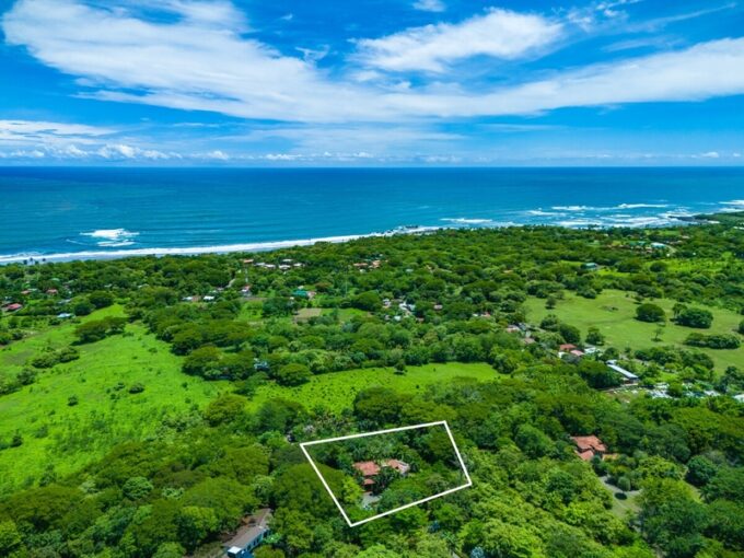 casa palacio view to ocean with beach and forrest